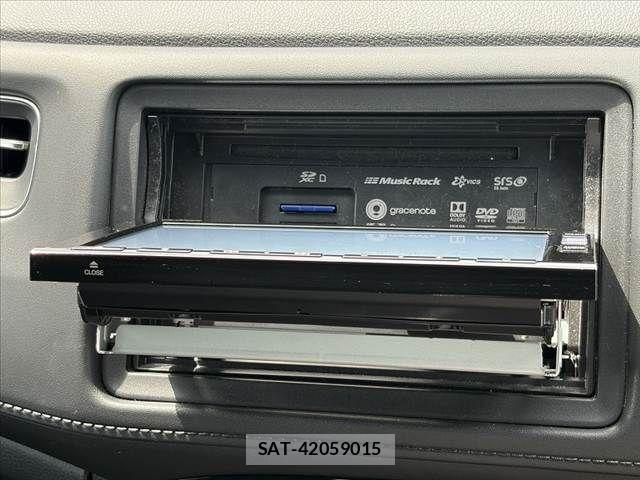 Honda VEZEL 2017-06 7330944-24