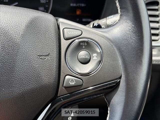 Honda VEZEL 2017-06 7330944-27