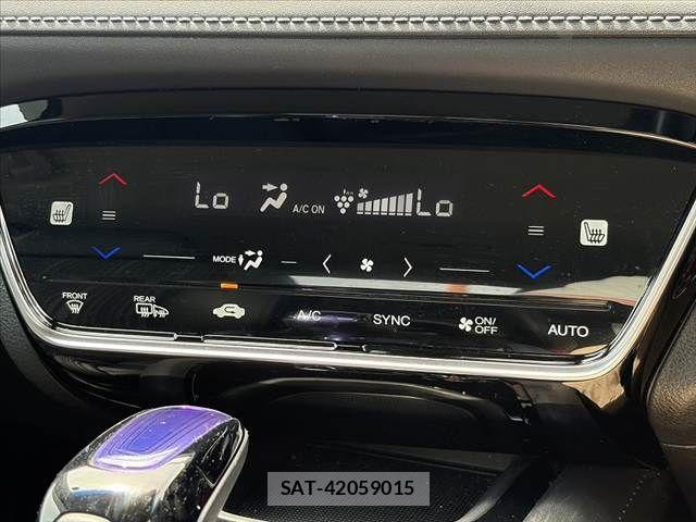 Honda VEZEL 2017-06 7330944-3