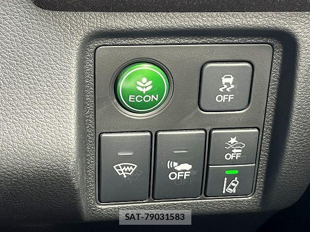Honda VEZEL 2019-09 7330934-11