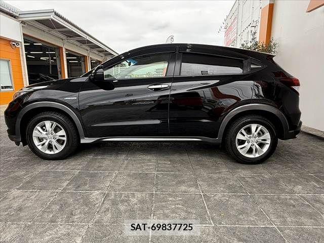 Honda VEZEL 2015-06 7330948-11