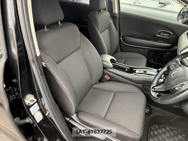 Honda VEZEL 2015-06 7330948-15