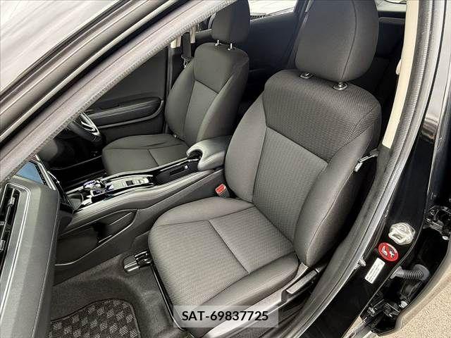 Honda VEZEL 2015-06 7330948-16