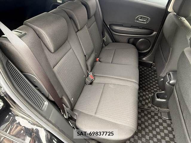 Honda VEZEL 2015-06 7330948-17