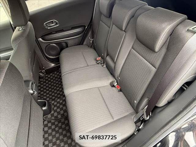 Honda VEZEL 2015-06 7330948-18