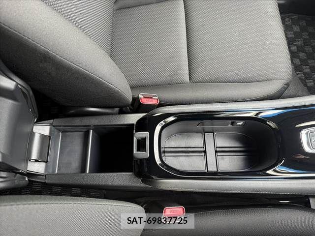 Honda VEZEL 2015-06 7330948-23