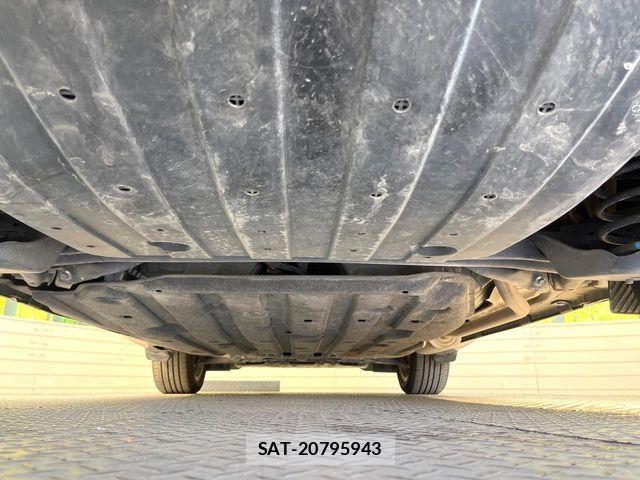 Honda VEZEL 2019-07 7330935-18