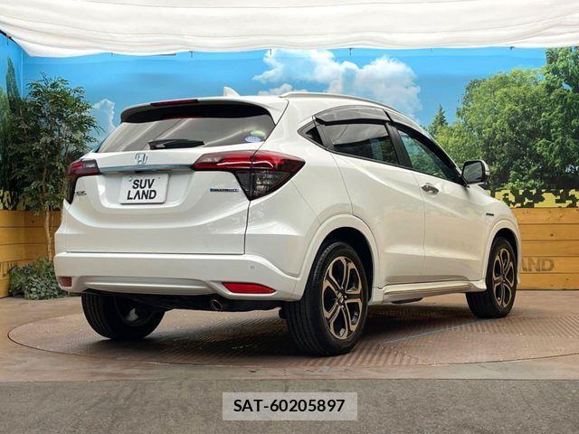 Honda VEZEL 2020-04 7360318-16