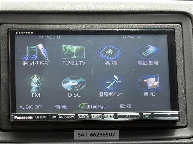 Honda VEZEL 2014-08 7360330-3