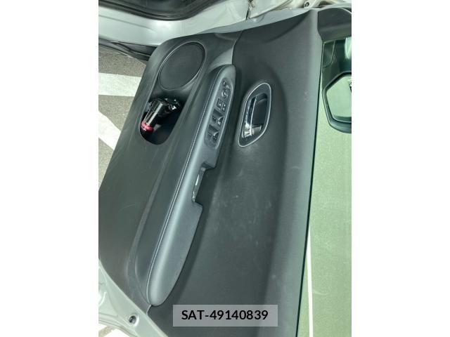 Honda VEZEL 2014-07 7360329-9