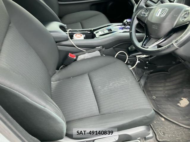Honda VEZEL 2014-07 7360329-10