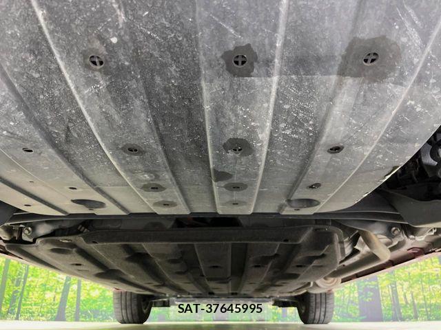 Honda VEZEL 2018-04 7360321-18