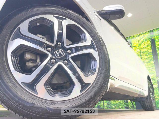 Honda VEZEL 2017-02 7360319-12