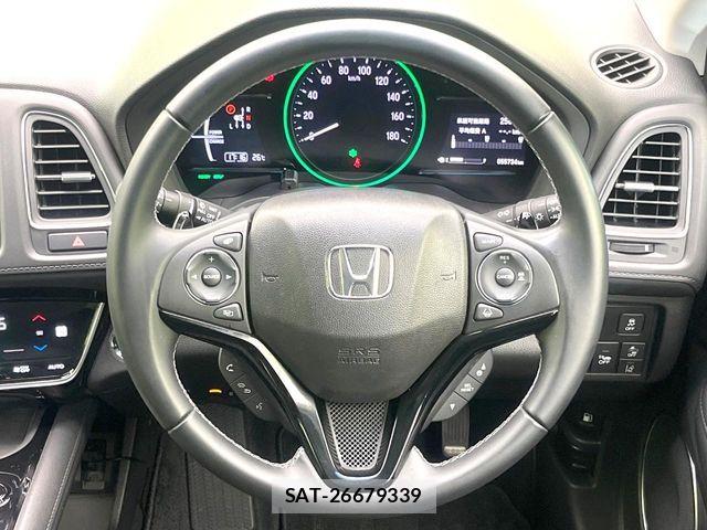 Honda VEZEL 2018-02 7360320-10