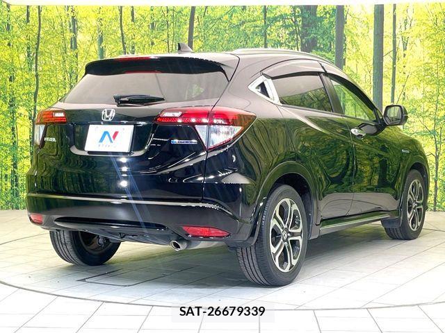 Honda VEZEL 2018-02 7360320-16