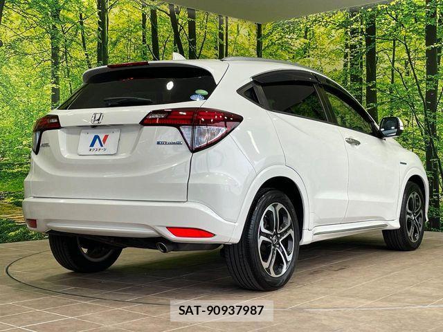 Honda VEZEL 2017-10 7394680-16
