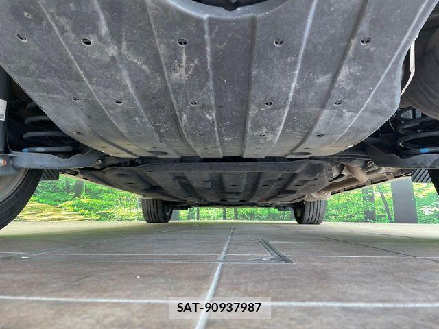 Honda VEZEL 2017-10 7394680-18