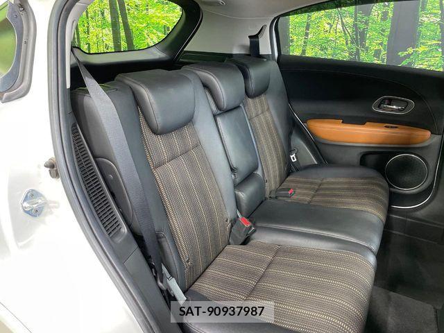 Honda VEZEL 2017-10 7394680-8
