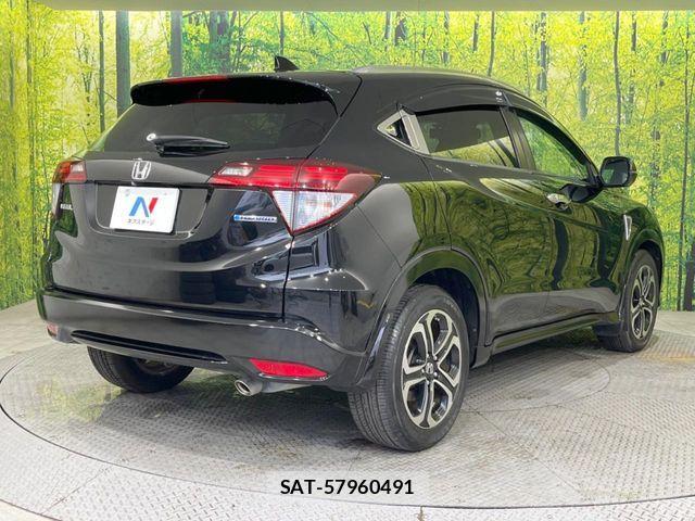 Honda VEZEL 2015-10 7394681-16