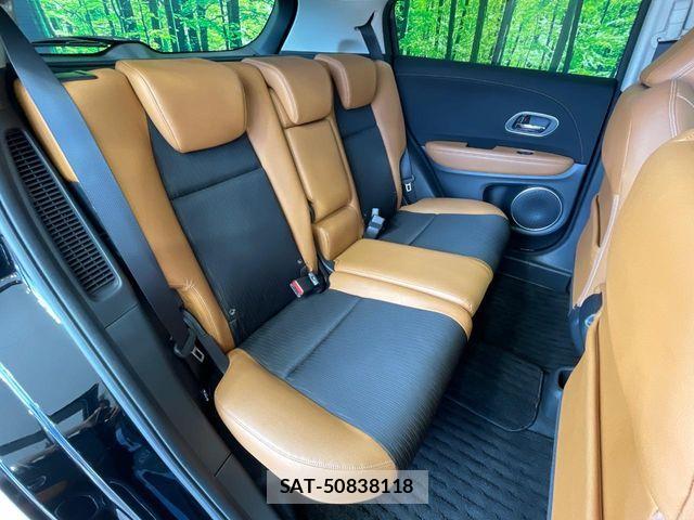 Honda VEZEL 2018-02 7458631-9