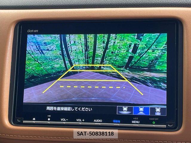 Honda VEZEL 2018-02 7458631-4