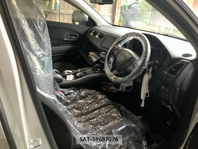Honda VEZEL 2017-01 7458645-10