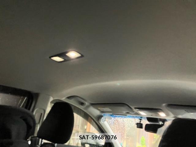 Honda VEZEL 2017-01 7458645-14