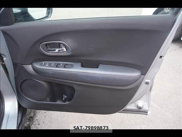 Honda VEZEL 2015-08 7458640-9