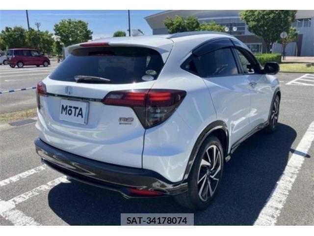Honda VEZEL 2018-04 7458633-1