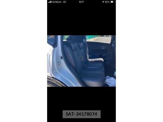 Honda VEZEL 2018-04 7458633-5