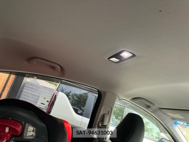 Honda VEZEL 2014-07 7458643-10