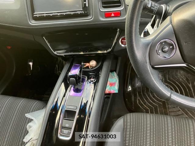 Honda VEZEL 2014-07 7458643-16