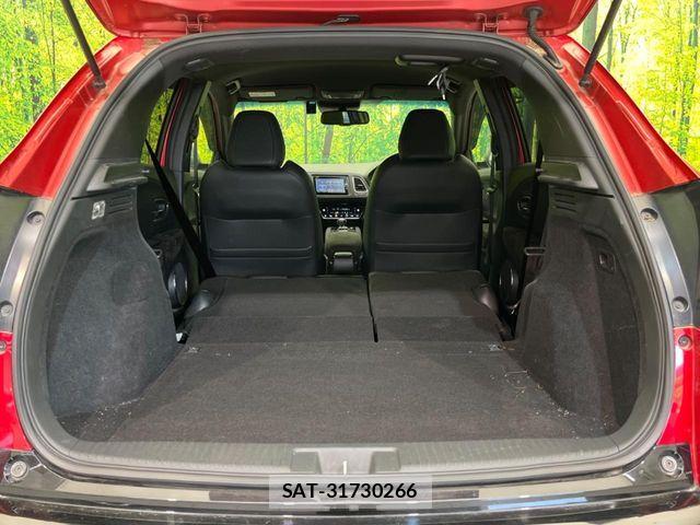 Honda VEZEL 2018-02 7458627-9