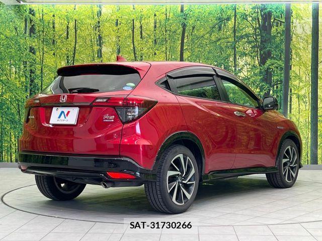 Honda VEZEL 2018-02 7458627-16
