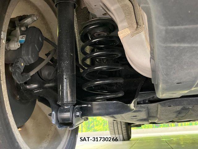 Honda VEZEL 2018-02 7458627-18