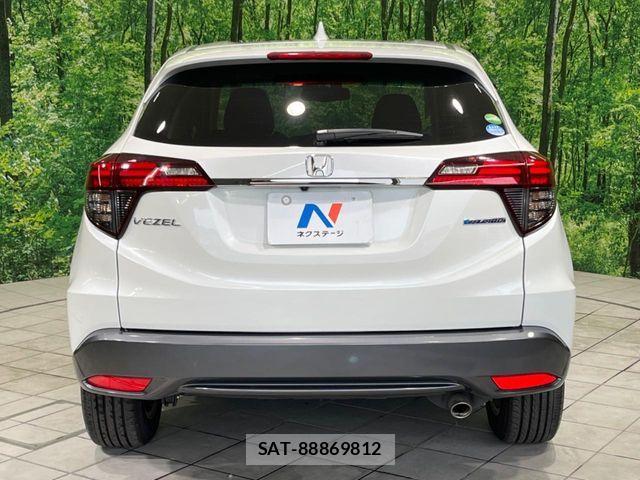 Honda VEZEL 2018-07 7458628-14