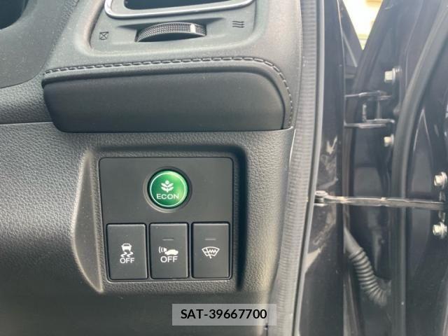 Honda VEZEL 2014-04 7458649-18