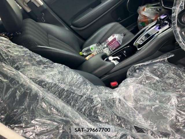 Honda VEZEL 2014-04 7458649-20