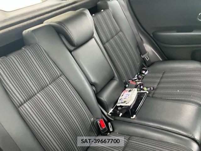 Honda VEZEL 2014-04 7458649-22