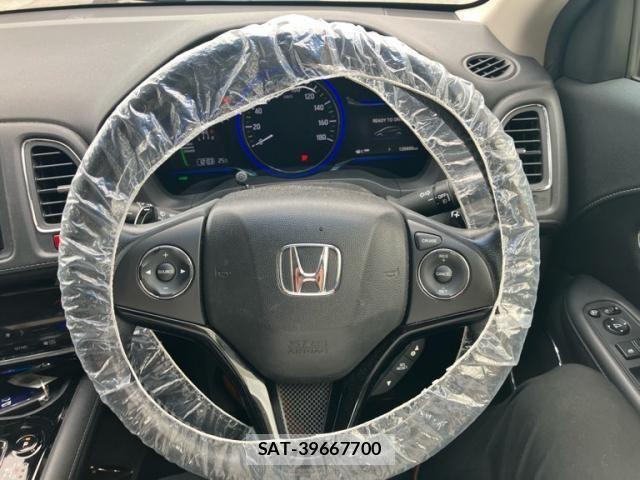 Honda VEZEL 2014-04 7458649-23