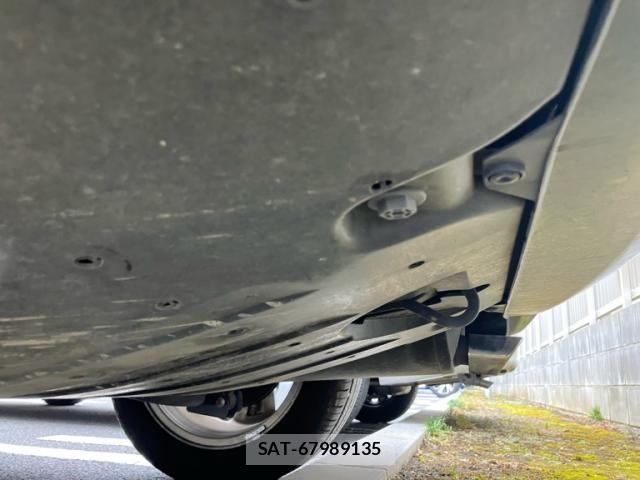 Honda VEZEL 2020-05 7458637-17