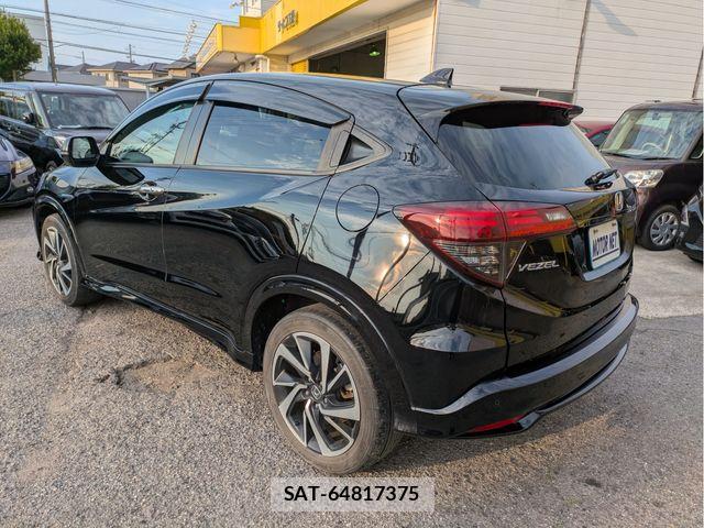 Honda VEZEL 2018-03 7458634-16