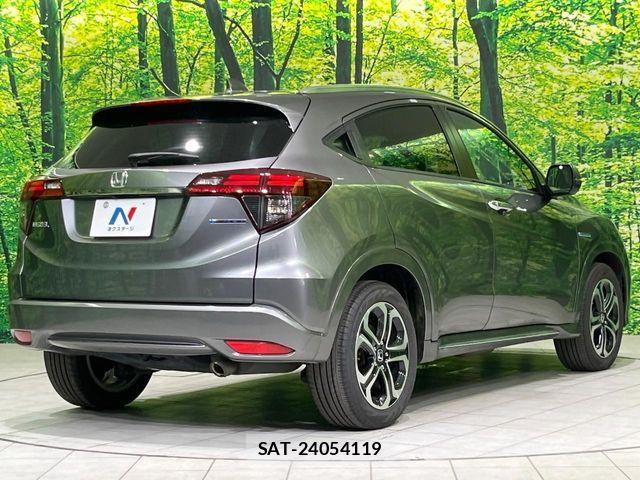 Honda VEZEL 2019-08 7458632-16
