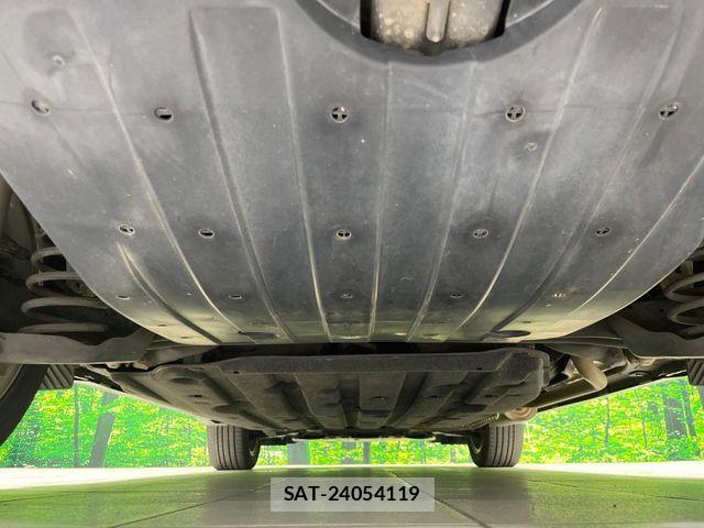 Honda VEZEL 2019-08 7458632-18