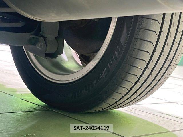 Honda VEZEL 2019-08 7458632-19