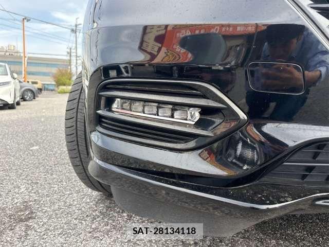Honda VEZEL 2018-12 7458625-14