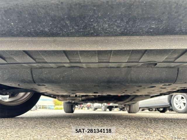 Honda VEZEL 2018-12 7458625-19