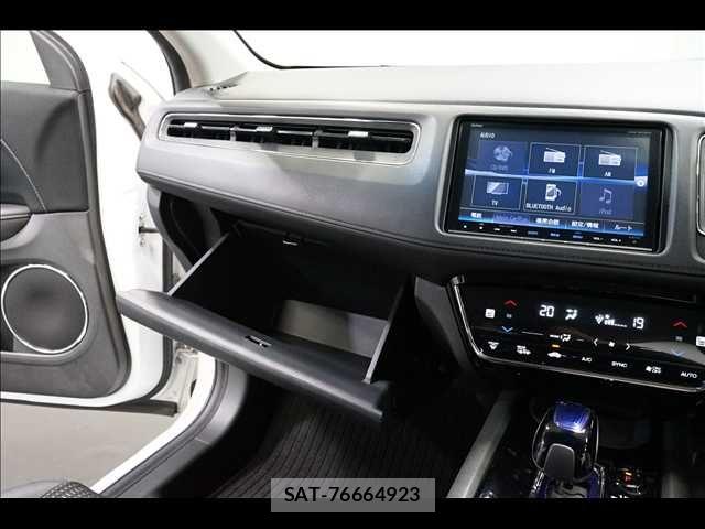 Honda VEZEL 2016-02 7503473-12