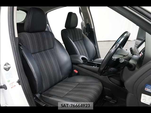 Honda VEZEL 2016-02 7503473-16