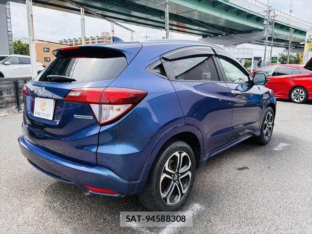 Honda VEZEL 2014-12 7503477-17